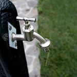 Casa si Gradina - Gradina si terasa - Mobilier exterior - Accesorii pentru gradina - Masca Mercaton pentru Robinet de Gradina cu Adaptor pentru Furtun, Plastic, 90 cm, 1/2", Antracit - Infinity.ro