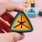 Casa si Gradina - Mobilier - Organizare si depozitare - Cuiere - Suport autoadeziv mercaton pentru prosoape, plastic, tip agatatoare, impermeabil, montaj pe perete, 5 x 2.3 cm, verde - Infinity.ro