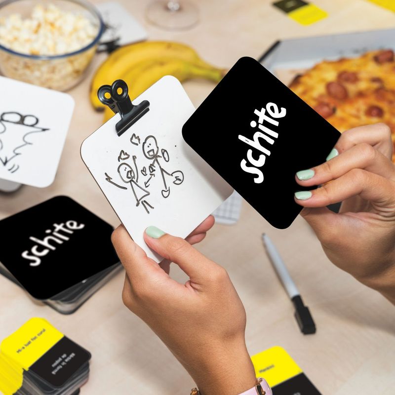 Jucarii, Copii si Bebe - Jucarii si jocuri - Jocuri si puzzle - Jocuri de societate - Joc pentru adulti schite - Infinity.ro