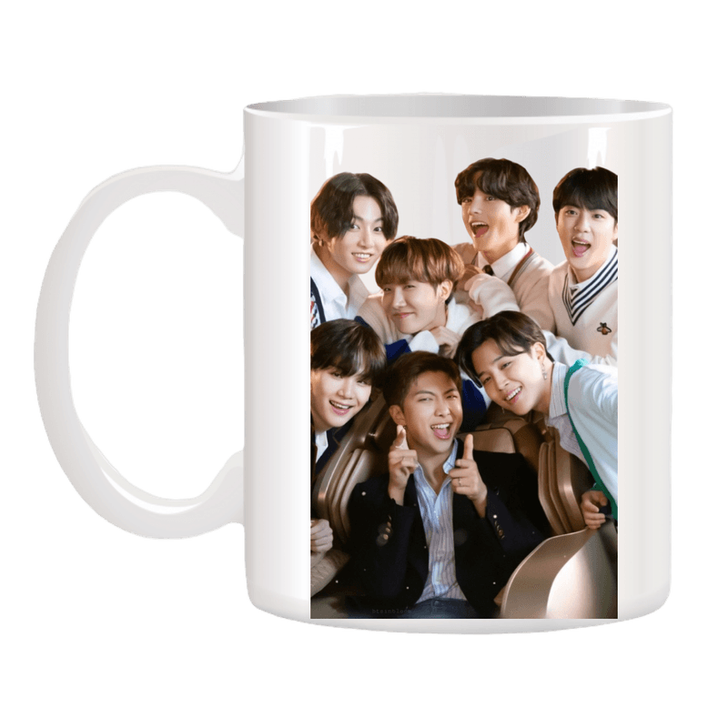 Casa si Gradina - Bucatarie si vesela - Cani si pahare - Cani si cesti - Cana alba personalizata "BTS Bangtan Boys Crew Formatie", INOVATIX®. 330ml - Infinity.ro