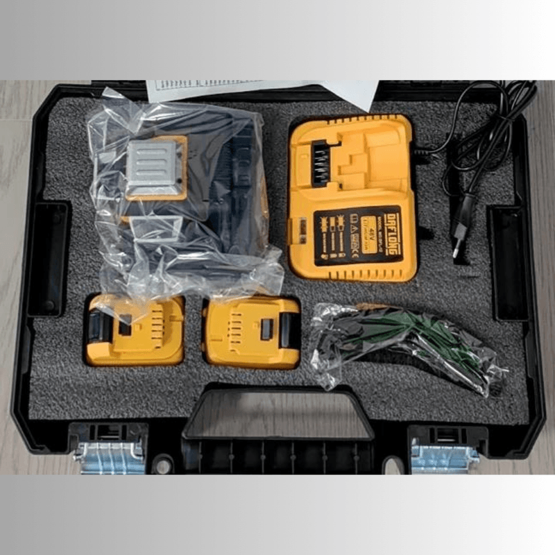 Casa si Gradina - Constructii - Scule electrice si accesorii - Aparate de masura - Nivela Laser cu 12 Linii, 360°, Lumina Verde, Autonivelanta cu un Incarcator si 2 Acumulatoare Li-Ion 2 Ah - Infinity.ro