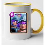 Casa si Gradina - Bucatarie si vesela - Cani si pahare - Cani si cesti - Cana maner galben personalizata Clash Royale - Three Musketeers, INOVATIX®. 330ml - Infinity.ro