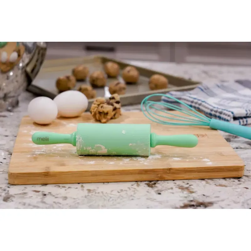 Jucarii, Copii si Bebe - Hrana si alaptare - Biberoane, suzete si accesorii hranire - Articole hranire bebelusi - Set 5 Piese Mini Ustensile Baking, Melii, Colorate - Infinity.ro