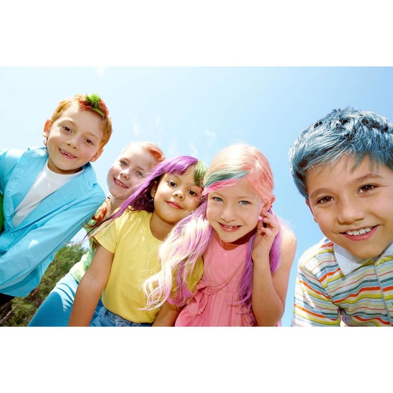 Jucarii, Copii si Bebe - Jucarii si jocuri - Jucarii de rol - Frumusete, bijuterii si accesorii fetite - Set creta pentru par, 3 culori, cu sclipici Dreamworks Trolls 64-0015 - Infinity.ro