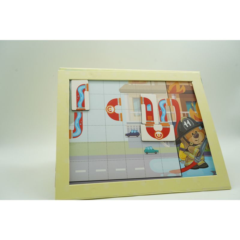 Jucarii, Copii si Bebe - Jucarii si jocuri - Jucarii & jocuri educative - Jocuri si jucarii educative - Joc educativ magnetic de interconectare, micul pompier, 15 nivele, 9 carti, pentru copii, +3 ani, multicolor - Infinity.ro