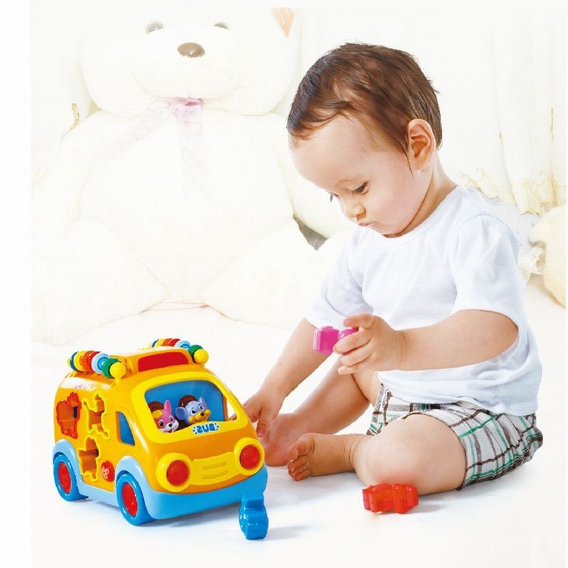 Jucarii, Copii si Bebe - Jucarii si jocuri - Jucarii bebelusi - Jucarii interactive bebelusi - Camioneta cu forme sunete si lumini - Infinity.ro