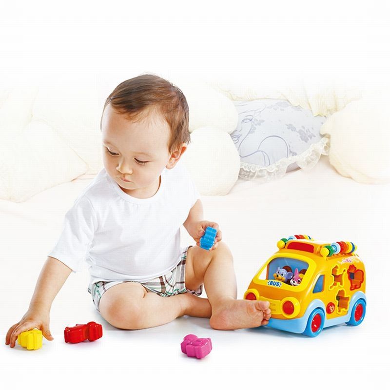 Jucarii, Copii si Bebe - Jucarii si jocuri - Jucarii bebelusi - Jucarii interactive bebelusi - Camioneta cu forme sunete si lumini - Infinity.ro