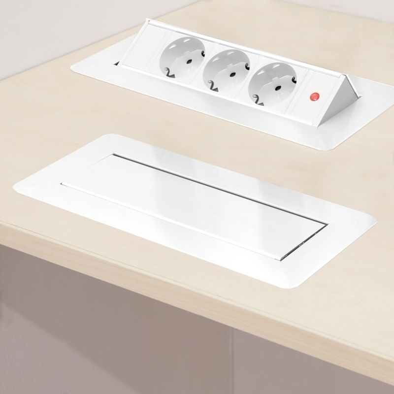 Casa si Gradina - Electrice - Accesorii electrice - Prelungitoare, triple, fise - Distribuitor 3 prize cu protectie impotriva copiilor, incorporabil cu sistem rabatabil, 230V, 285x130x115 mm, Alb - Infinity.ro