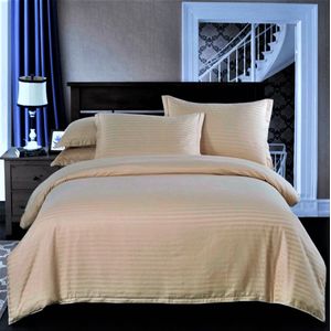 Cearceaf de pat Kotonia Home Deco, 100% bumbac, Damasc Saten, 220x240 cm, dimensiune dungi 1 cm, Cappuccino