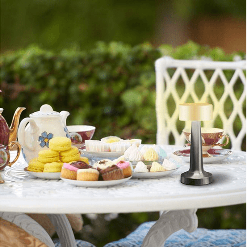 Casa si Gradina - Corpuri si surse de iluminat - Veioze si lampi - Lampi de veghe - Lampa metalica Stk de masa cu USB, 3 nivele de lumina si functie touch 21 cm - Infinity.ro