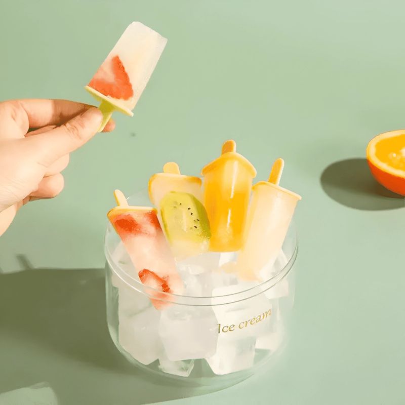 Casa si Gradina - Bucatarie si vesela - Ustensile bucatarie - Forme prajituri - Forma pentru Inghetata Koken, Matrita cu 8 compartimente din Plastic Ecologic, Verde, 11x13 cm - Infinity.ro