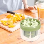 Casa si Gradina - Bucatarie si vesela - Ustensile bucatarie - Forme prajituri - Forma pentru Inghetata Koken, Matrita cu 8 compartimente din Plastic Ecologic, Verde, 11x13 cm - Infinity.ro