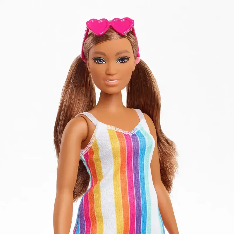 Jucarii, Copii si Bebe - Jucarii si jocuri - Papusi si accesorii - Papusi - Barbie Travel Papusa Aniversare 50 Ani Malibu Satena - Infinity.ro