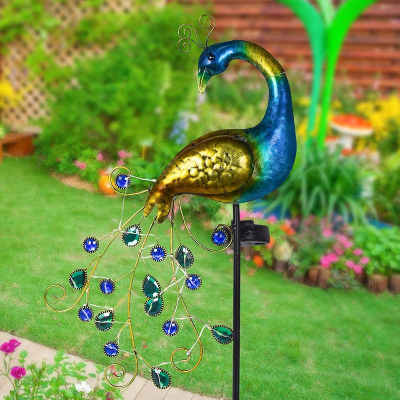 Casa si Gradina - Corpuri si surse de iluminat - Iluminat exterior - Lampi solare - Lampa Solara Exterior, LED RGB, Panou Solar 180° Mobil, Decor Paun cu Tarus, Gradina/Curte, Senzor Amurg, IP44 - Infinity.ro