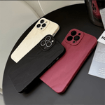 Laptop, Telefoane si Tablete - Telefoane mobile si accesorii - Accesorii Telefoane - Huse telefoane - Husa de Protectie Telefon, Compatibila Apple iPhone 11, Antisoc si Antialunecare, Uz Intens, Versatyx - Negru - Infinity.ro