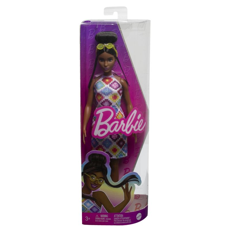 Jucarii, Copii si Bebe - Jucarii si jocuri - Papusi si accesorii - Papusi - Papusa Barbie Fashionistas Satena cu ochelari de soare galbeni - Infinity.ro