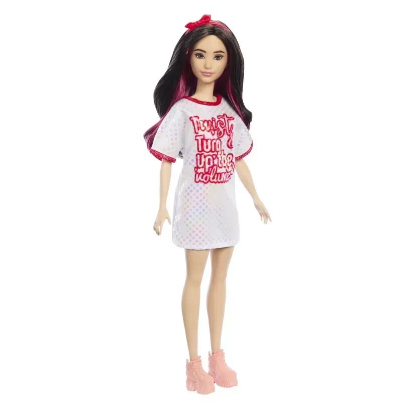 Jucarii, Copii si Bebe - Jucarii si jocuri - Papusi si accesorii - Papusi - Papusa Barbie fashionistas bruneta cu rochita sport - Infinity.ro