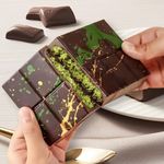 Casa si Gradina - Bucatarie si vesela - Ustensile bucatarie - Forme prajituri - Tava silicon pentru ciocolata Dubai, rezistenta termic, 13x24.5 cm, 550COF - Infinity.ro