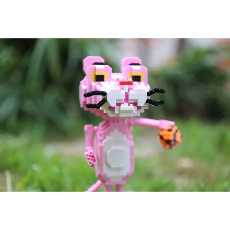 Jucarii, Copii si Bebe - Jucarii si jocuri - Jocuri si puzzle - Puzzle - Set constructie Pantera Roz din micro caramizi, 820 piese, 511CUB - Infinity.ro