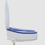 Casa si Gradina - Sanitare - Obiecte sanitare - Accesorii vase de toaleta - Inaltator WC cu capac Linomag®, 10cm, colac PU moale, prindere reglabila, confort sporit, Alb/Albastru - Infinity.ro