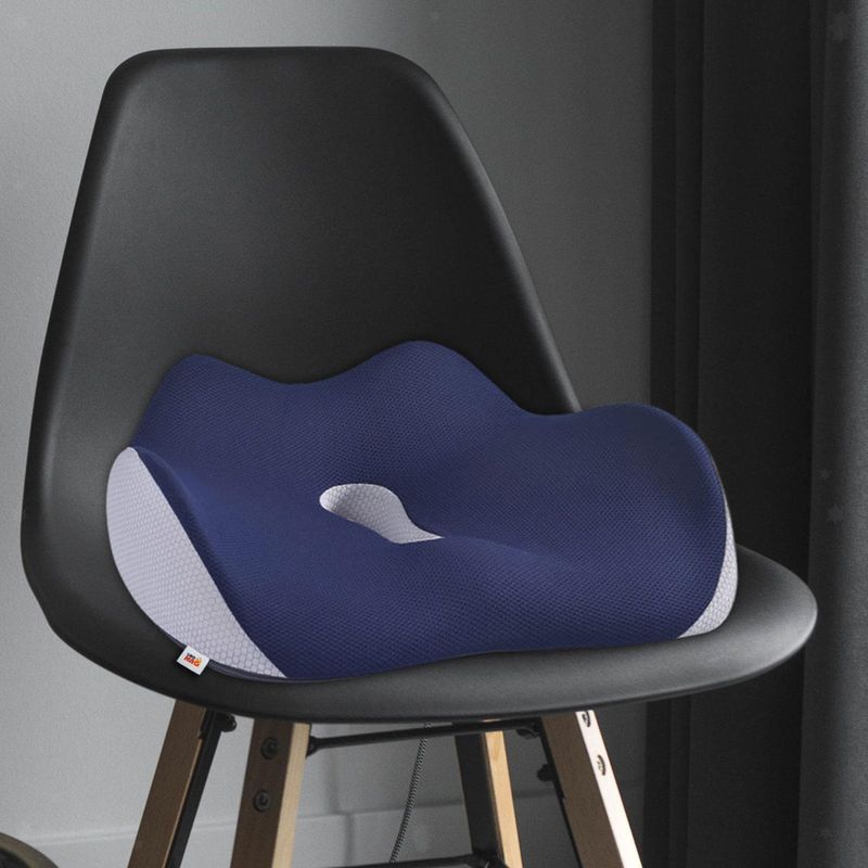 Casa si Gradina - Textile si covoare - Perne si pilote - Perne - Perna Ortopedica sezut Linomag® pentru birou/masina, spuma memorie, suport coccis, Albastru inchis - Infinity.ro