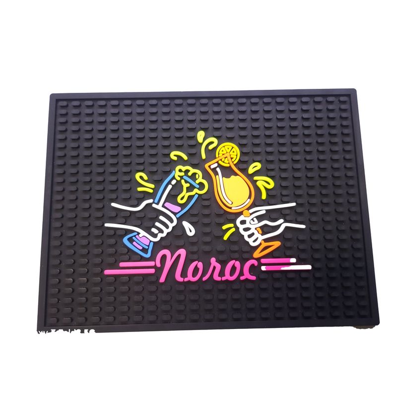 Casa si Gradina - Bucatarie si vesela - Accesorii bar - Suporturi bauturi - Covoras de bar Ultra Tiki Noroc Barmat distractiv si vibrant pentru Bar Cafenea 285 x 215 mm BM0051 - Infinity.ro