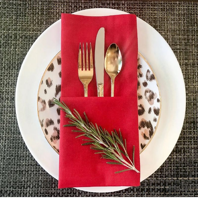 Casa si Gradina - Textile si covoare - Textile bucatarie - Servete si naproane - Set 10 Servetele masa Kotonia Home Hotel, 100% bumbac, creton, dimensiunea 40x40 cm, rosu - Infinity.ro