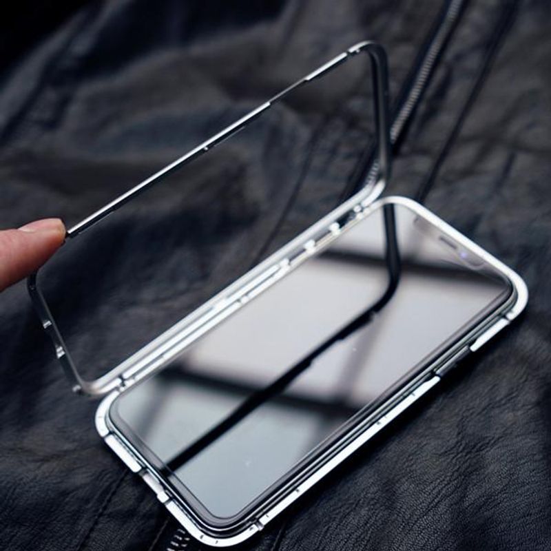 Laptop, Telefoane si Tablete - Telefoane mobile si accesorii - Accesorii Telefoane - Huse telefoane - Husa compatibila cu Apple pentru Iphone 8 Magnetica Silver, MyStyle Perfect Fit cu spate de sticla securizata premium - Infinity.ro
