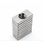 Casa si Gradina - Mobilier - Feronerie si accesorii mobila - Magnet puternic neodim bloc 20 mm x 10 mm x 3 mm cu gaura de sustinere de 4 mm diametru - Infinity.ro