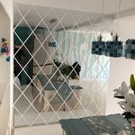 Casa si Gradina - Decoratiuni - Oglinzi - Set 58 Oglinzi Acrilice Diamant Romb Sticker Auto-Adeziv Decorativ pentru Baie Living si Bucatarie 100x100 cm - Infinity.ro