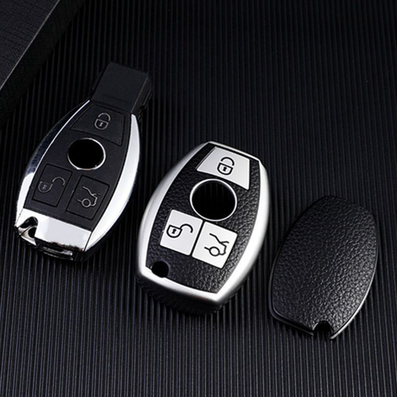 Auto si Moto - Electronice auto - Accesorii electronice auto - Husa argintiu cu insertii piele pentru cheie Mercedes Benz A B C E GL S GLA GLK CLS Class AMG W204 W205 W212 - Infinity.ro