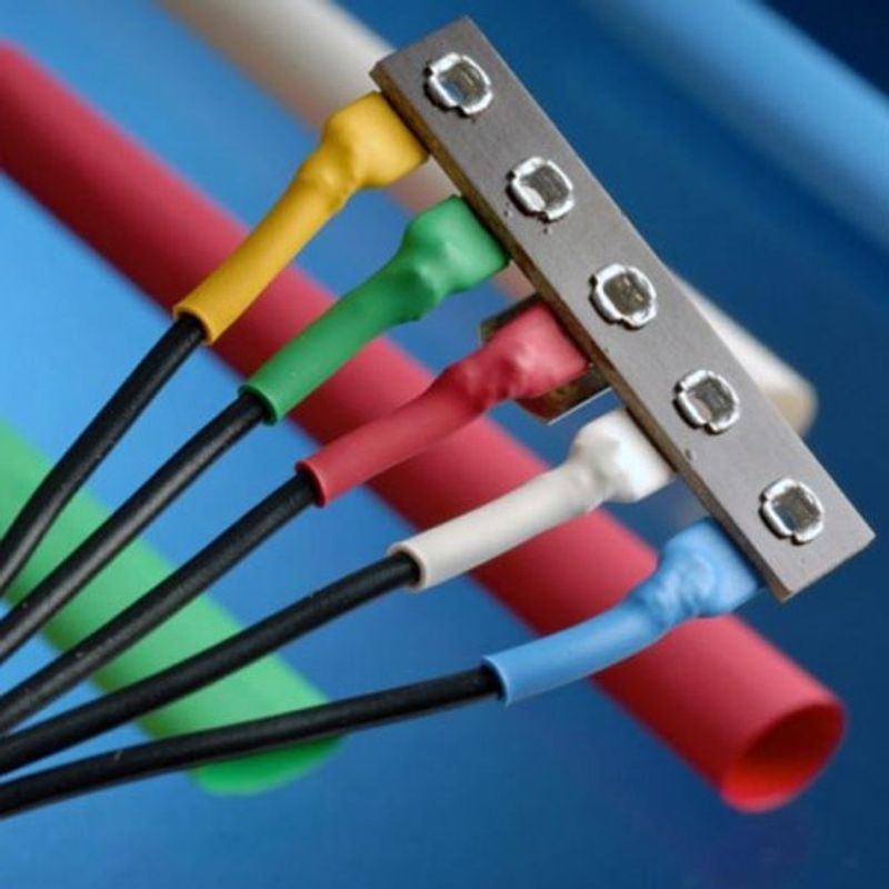 Casa si Gradina - Electrice - Cabluri electrice si conductori - Set 530 bucati tub termocontractabil (shrink tube) 12 marimi DARO - Infinity.ro