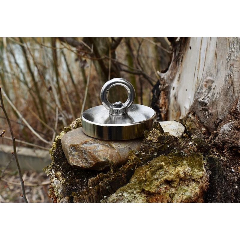 Casa si Gradina - Constructii - Feronerie si accesorii - Suruburi, dibluri si accesorii uz general - Magnet Fishing puternic D90 mm cu peste 320 Kg Forta prindere magnet acvatic - Infinity.ro