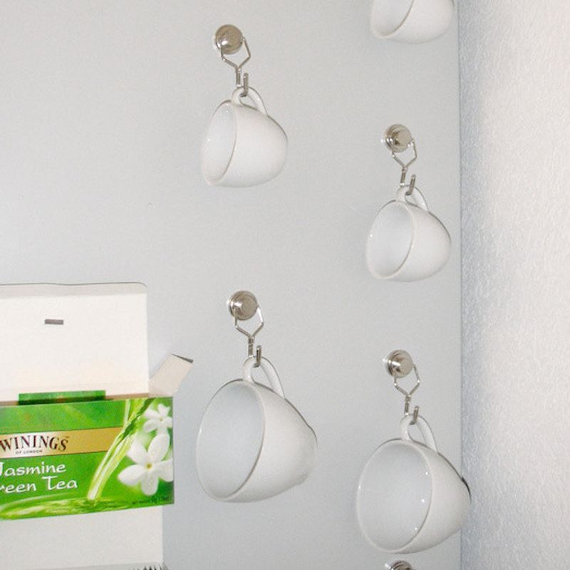 Casa si Gradina - Constructii - Feronerie si accesorii - Suruburi, dibluri si accesorii uz general - Magnet oala neodim 25mm cu carlig rotativ - Infinity.ro