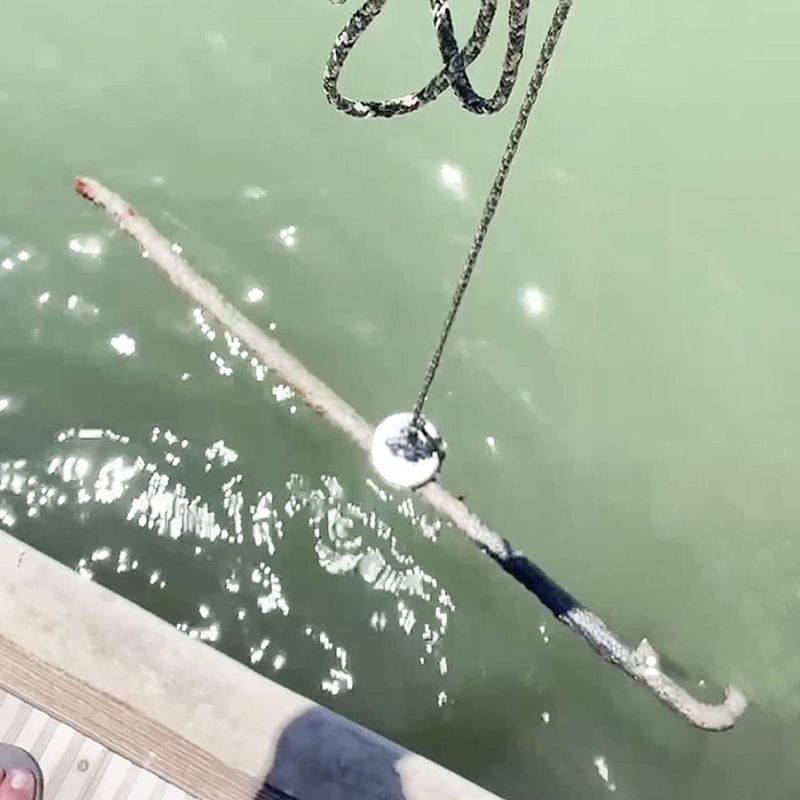 Casa si Gradina - Constructii - Feronerie si accesorii - Suruburi, dibluri si accesorii uz general - Set Magnet pentru pescuit neodim oala D120 mm carlig inelar rotativ, forta prindere 480kg cu sfoara 20 metri - Infinity.ro