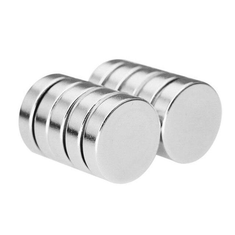 Casa si Gradina - Constructii - Feronerie si accesorii - Suruburi, dibluri si accesorii uz general - Set 10 buc Magneti neodim discuri 20 x 5 mm puternici forta 6.5 kg - Infinity.ro