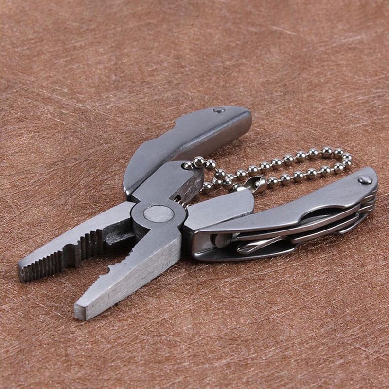 Fashion, accesorii si bijuterii - Barbati - Accesorii barbati - Alte accesorii barbati - Breloc multifunctional, 5in1, Metal, Argintiu - Infinity.ro