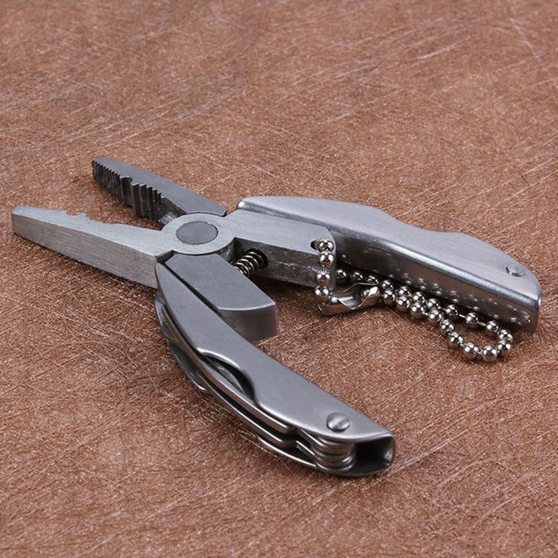 Fashion, accesorii si bijuterii - Barbati - Accesorii barbati - Alte accesorii barbati - Breloc multifunctional, 5in1, Metal, Argintiu - Infinity.ro