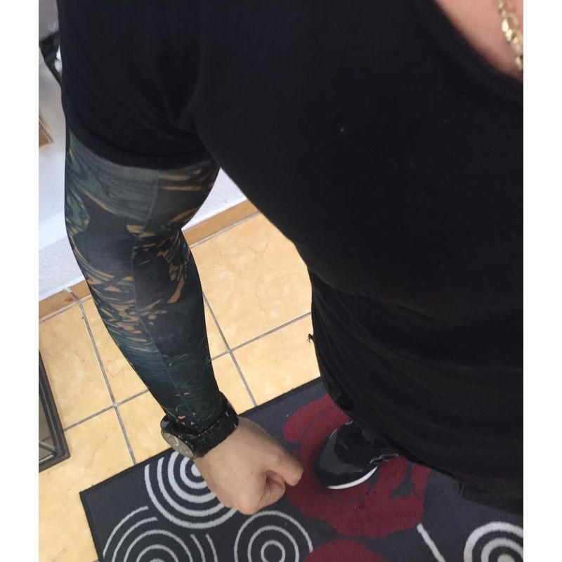 Fashion, accesorii si bijuterii - Barbati - Accesorii barbati - Alte accesorii barbati - Maneca tatuata MyStyle 3D Print - Imita un tatuaj real 100% - Body art tattoo maneca V2 - Infinity.ro