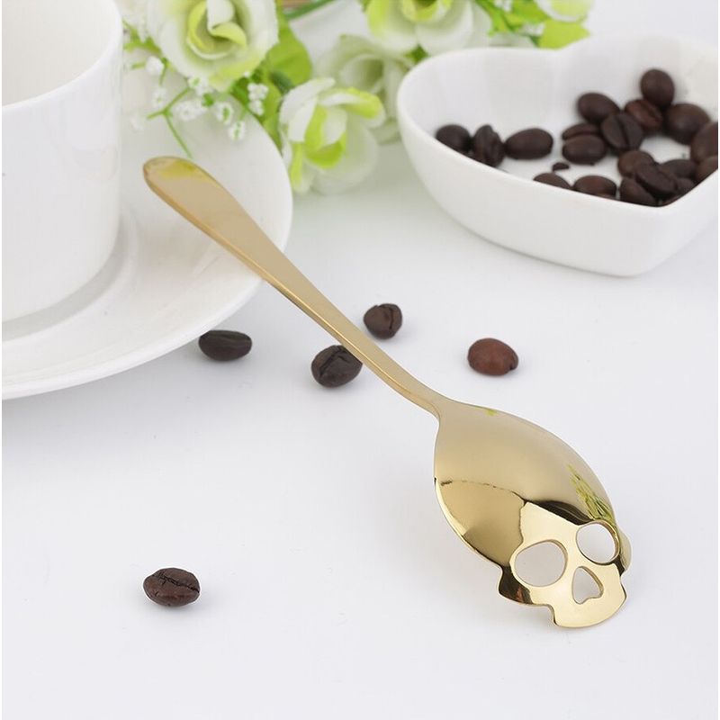 Casa si Gradina - Bucatarie si vesela - Ustensile bucatarie - Polonice, linguri si clesti de bucatarie - Lingurita in forma de craniu pentru zahar, inghetata, bomboane, etc., GOLD, - Infinity.ro