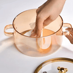 Casa si Gradina - Bucatarie si vesela - Vase pentru gatit - Oale si cratite - Oala din sticla termorezistenta, pentru plita pe gaz si electrica, capacitate 1,6L culoare manere Gold  ABYZ™ - Infinity.ro