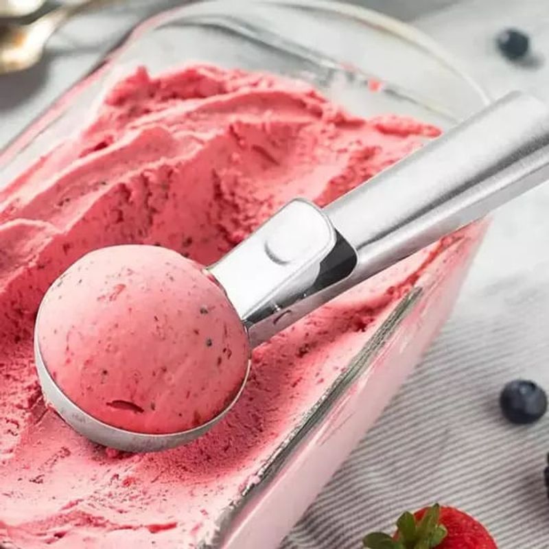 Casa si Gradina - Bucatarie si vesela - Ustensile bucatarie - Polonice, linguri si clesti de bucatarie - Lingura pentru inghetata din otel inoxidabil  18,5x5 cm - Infinity.ro