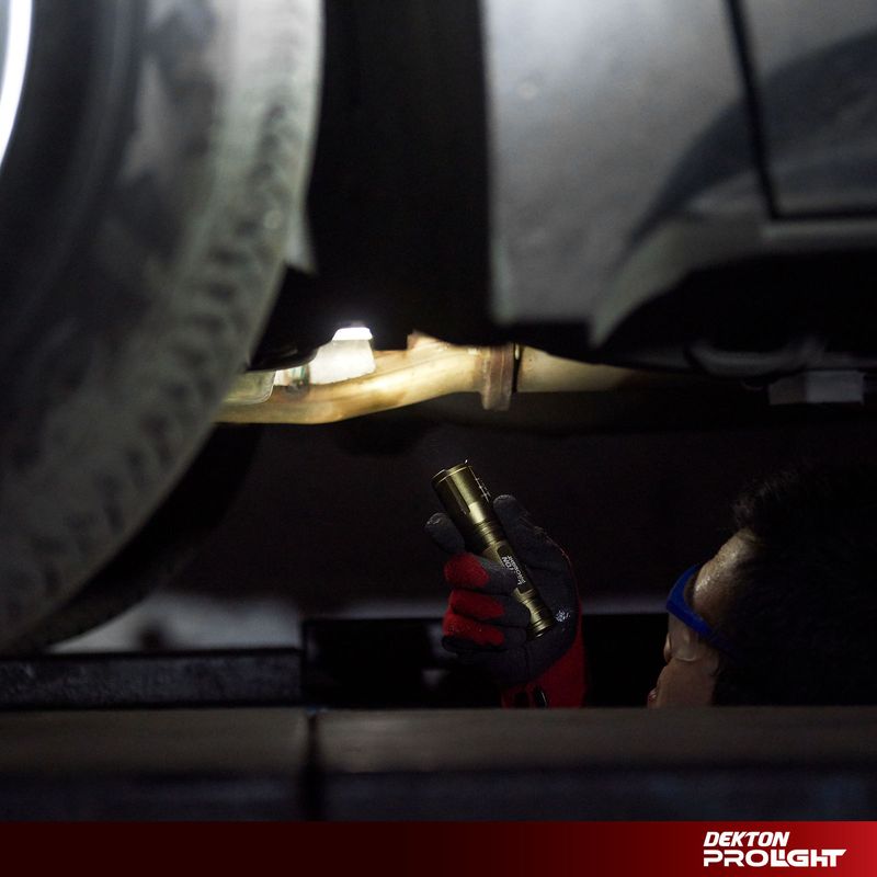 Sport si Outdoor - Camping - Articole solare camping - Lampi si lanterne camping - Lanterna LED COB Zoom XP400, 400lm, 350 Metri, Dekton, DT50549 - Infinity.ro