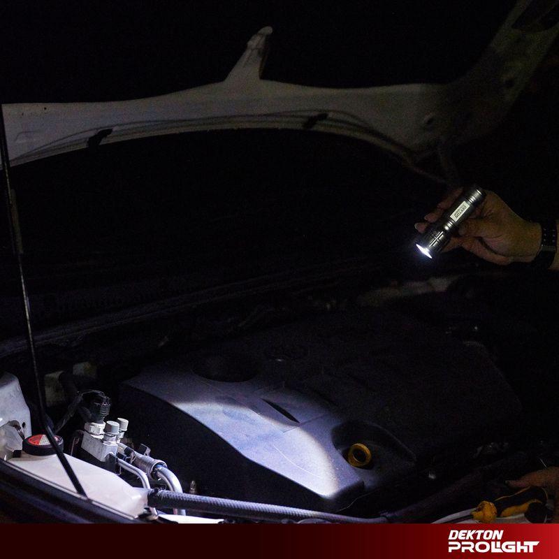 Sport si Outdoor - Camping - Articole solare camping - Lampi si lanterne camping - Lanterna LED COB Zoom XT160, 160lm, 200 Metri, Dekton, DT50547 - Infinity.ro