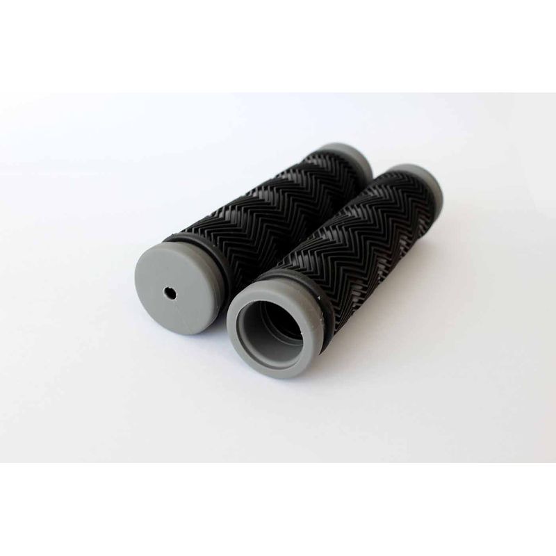 Sport si Outdoor - Ciclism - Piese pentru biciclete - Accesorii piese biciclete - Set mansoane bicicleta, 1 pereche, negru/gri, 130mm, RR1405 - Infinity.ro
