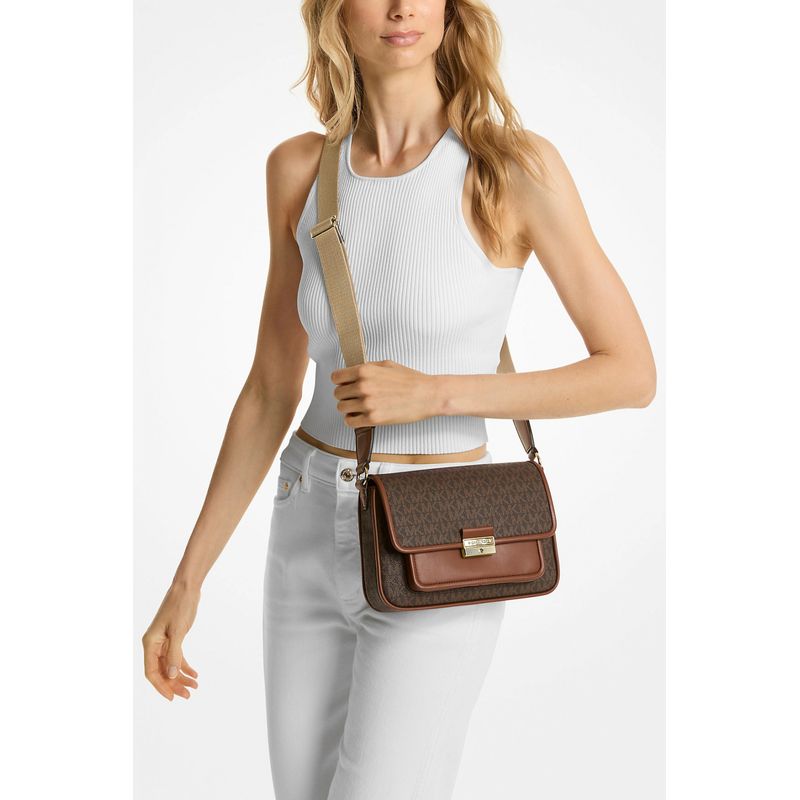 Fashion, accesorii si bijuterii - Femei - Accesorii femei - Genti si rucsacuri femei - Geanta dama messenger Bradshaw 35R5G2BM8B 24 x 16 x 5 cm Maro - Infinity.ro