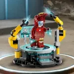 Jucarii, Copii si Bebe - Jucarii si jocuri - Seturi de constructie si cuburi - Seturi de constructie - Lego Super Heroes Laboratorul Lui Iron Man Sala Armurilor 76315 - Infinity.ro