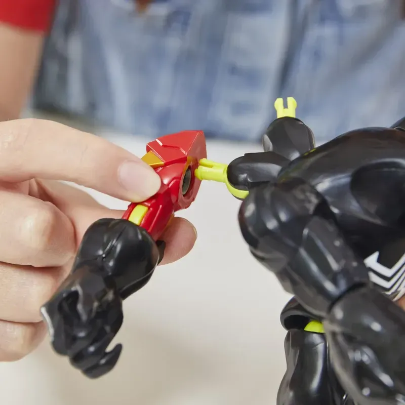 Jucarii, Copii si Bebe - Jucarii si jocuri - Figurine - Marvel Avengers Mix Mashers Figurina Venom Cu Accesorii 12cm - Infinity.ro