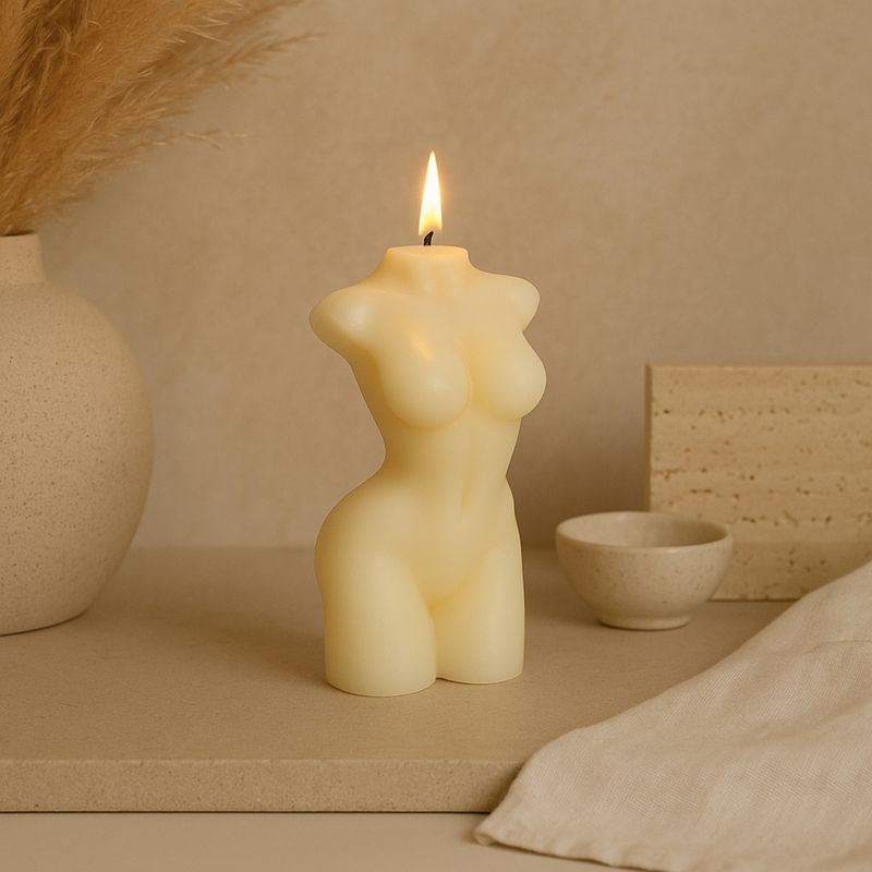 Casa si Gradina - Decoratiuni - Aromaterapie si lumanari - Lumanari si candele - Lumanare decorativa, bust feminin, din ceara – model sculptural alb mat pentru decor modern, Arti Casa - Infinity.ro