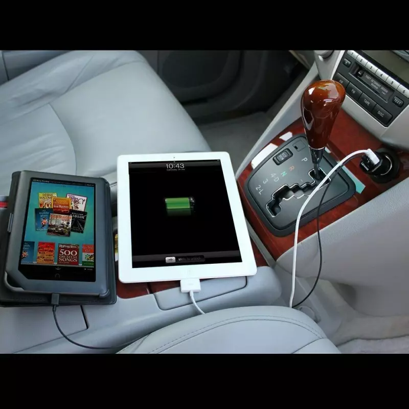 Auto si Moto - Electronice auto - Multimedia auto - Incarcator auto Lenmar, 2 porturi USB Negru - Infinity.ro